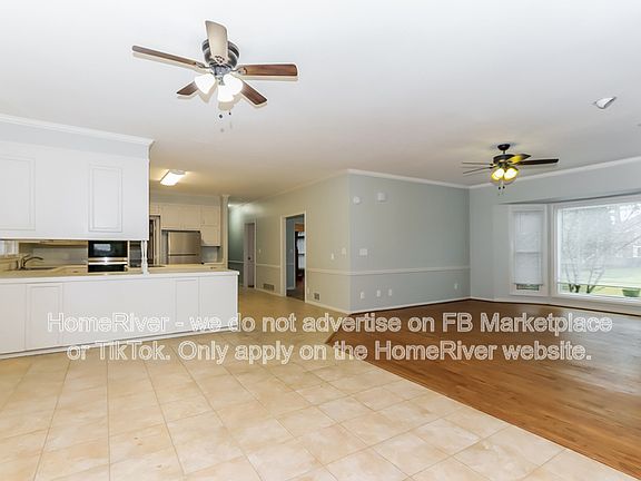 4th image of 206 Leigh Dr