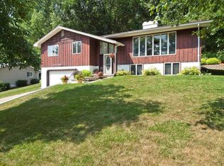 1053 Glen Echo Ln, Winona, MN 55987