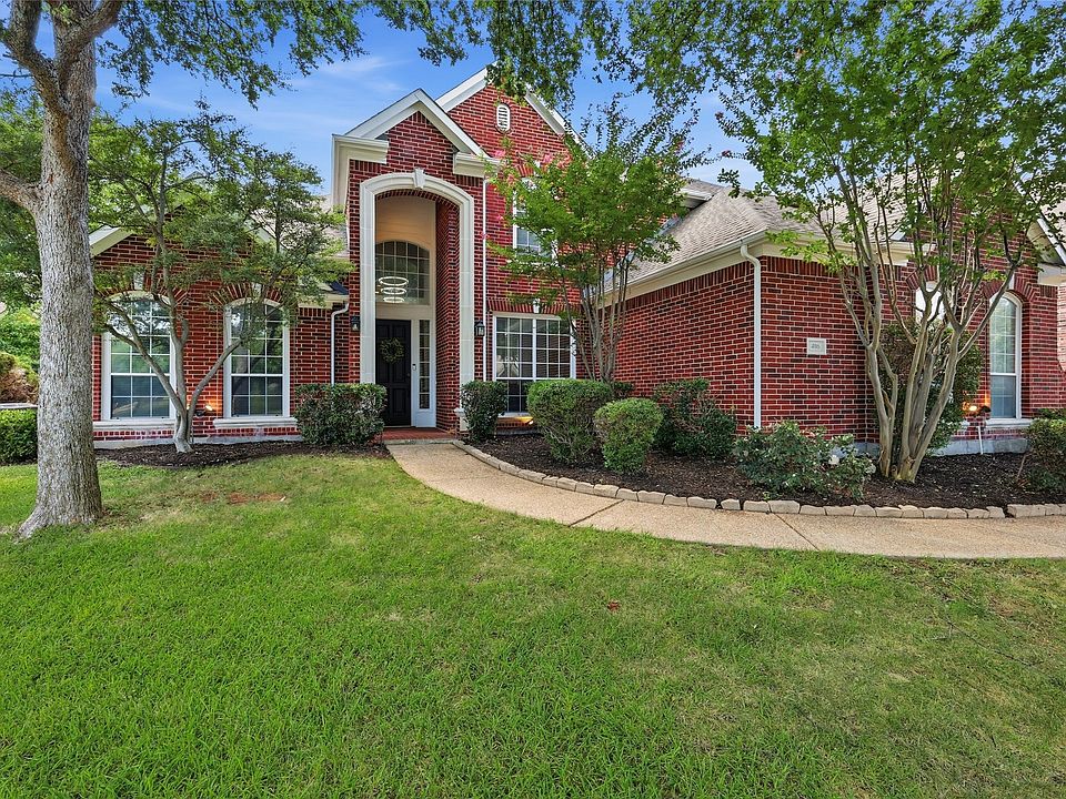 1st image of 406 Parkwood Ct