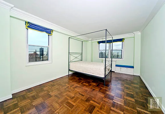 Rented by Halstead Real Estate | media 21