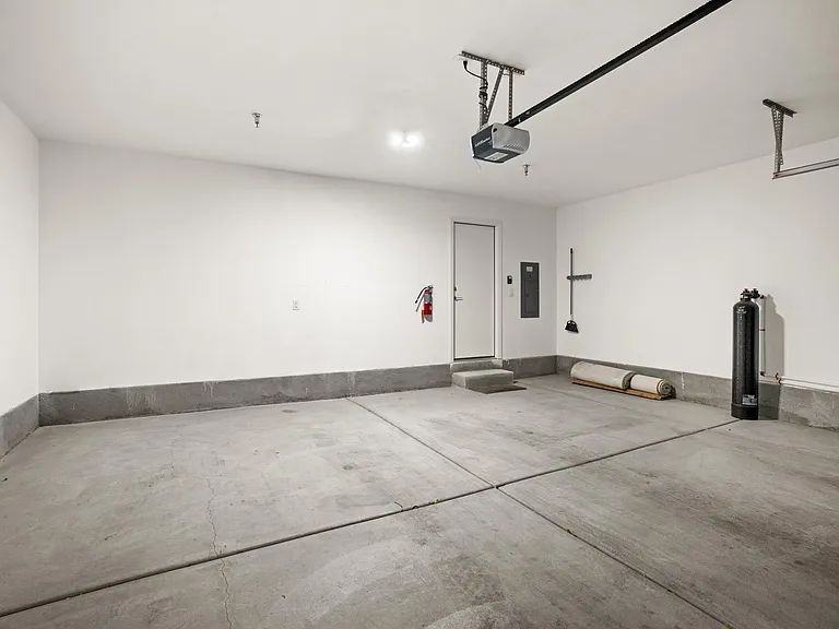 2841 Brilliant Aurora Ln #5 — Photo 47