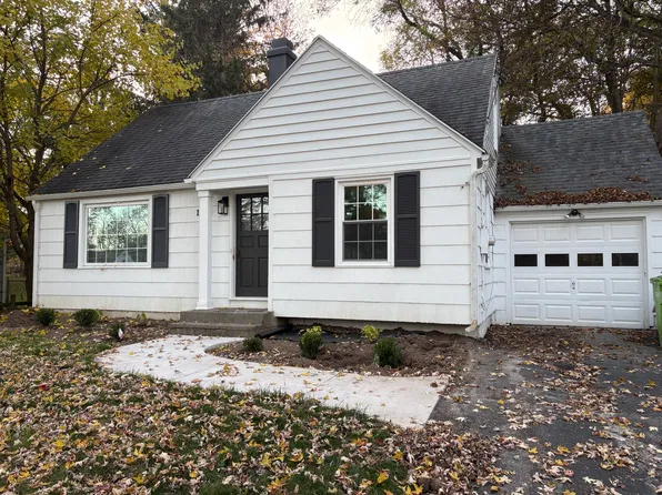 (undisclosed Address), Fayetteville, NY 13066