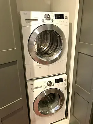 Rented by Zjama Realty Corp | media 34