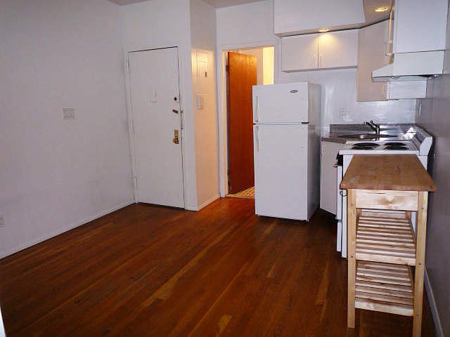 1st image of 317 W 35th St APT 3FE