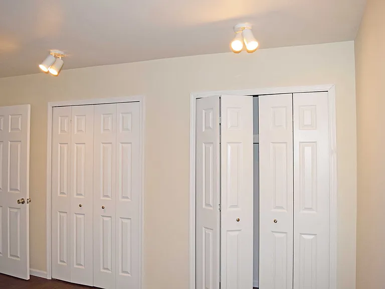 33302 Kingslane Ct — Photo 8