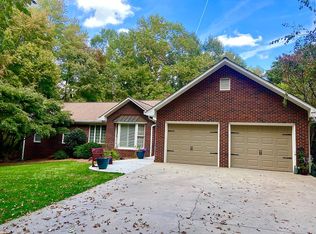 929 Embler Rd, Lexington, NC 27292