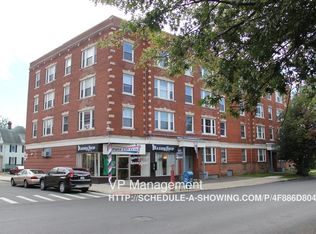 534 South St APT 3L, Holyoke, MA 01040