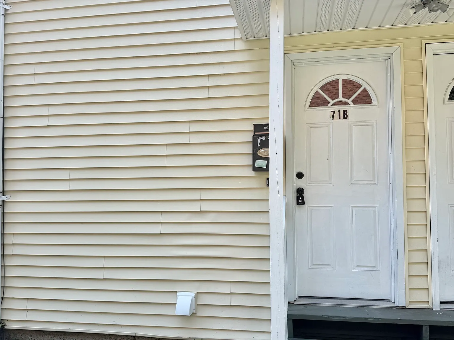 71 Williams St — Photo 2