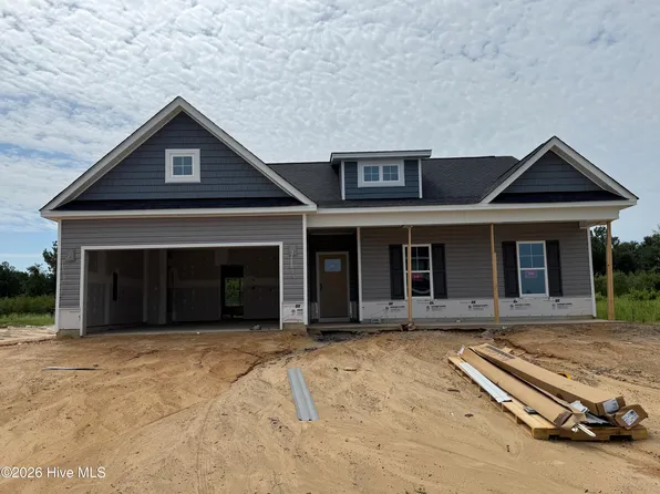 201 Ashley Heights Drive, Aberdeen, NC 28315