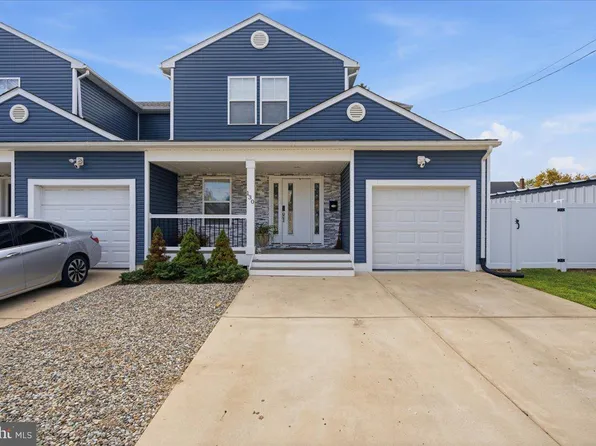 130 Kossuth St, Riverside, NJ 08075