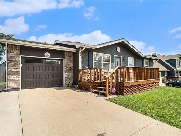 606 E 14th St, Eudora, KS 66025