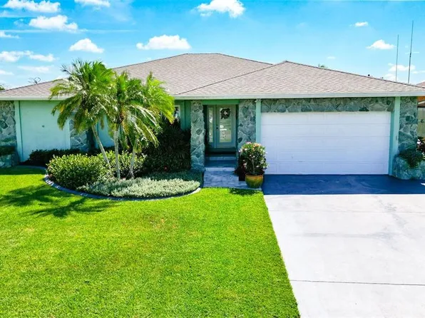 4904 Commonwealth Rd, Palmetto, FL 34221