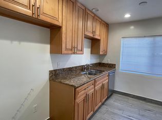 2012 W Victory Blvd, Burbank, CA 91506