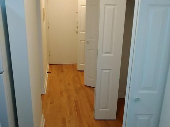 5th image of 3710 N Pine Grove Ave APT 101