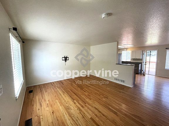 4th image of 1599 Brimble Dr