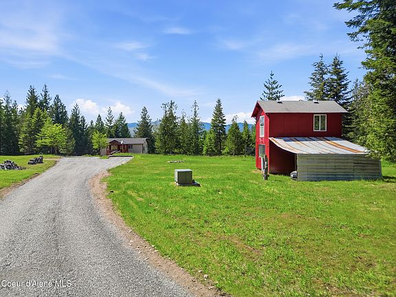 2nd image of 775 Three Bears Rd