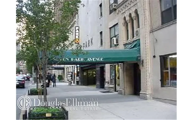 Rented by Douglas Elliman | media 17