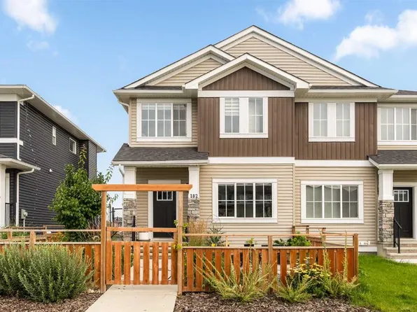 182 S River Heights Dr, Cochrane, AB T4C 0Y1