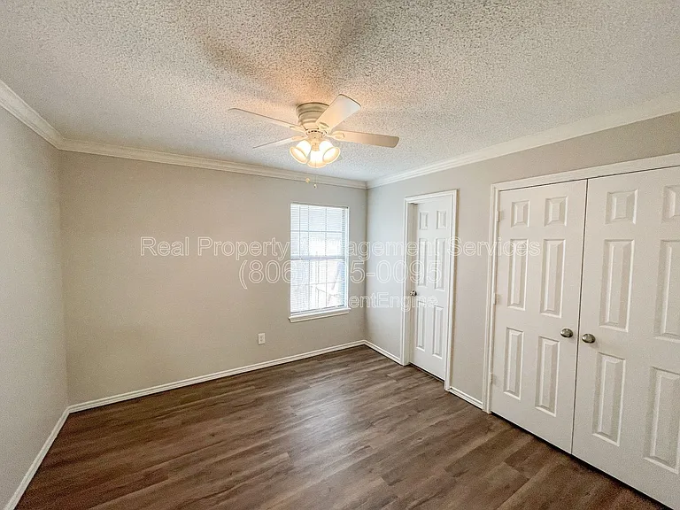 621 N Elkhart Ave #B — Photo 9