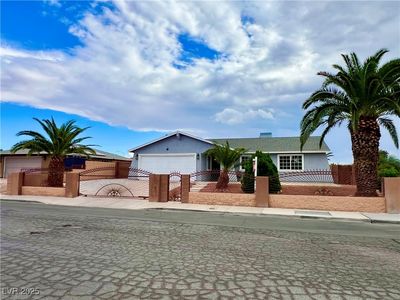 5717 Christchurch Ave, Las Vegas, NV, 89110