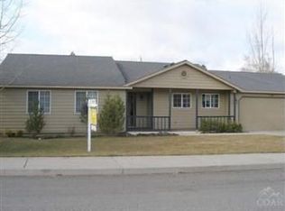 530 SW Forest Grove Dr, Bend, OR 97702