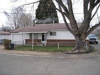2nd image of 290 Russell Ave APT 1