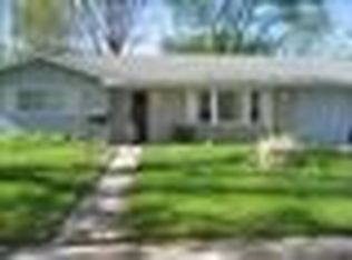 2120 Herbert Dr, Waukegan, IL 60087