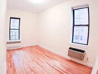 Rented by Urban Real Estate Inc