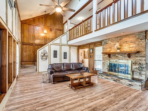 5th image of 3701 Whispering Cir
