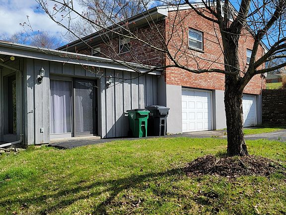 3rd image of 11743 Thistlehill Dr