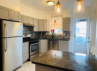 2429 S Franklin St, Philadelphia, PA 19148