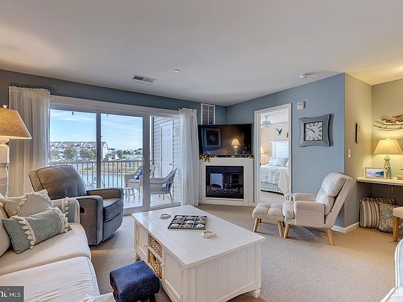 3rd image of 37400 Pettinaro Dr #20-3