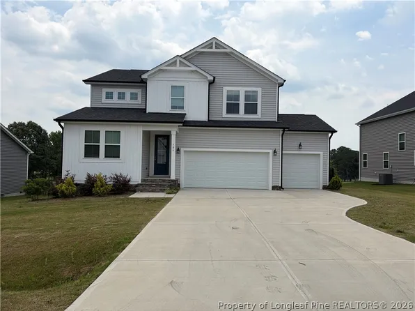 706 Barbour Farm Ln, Four Oaks, NC 27524