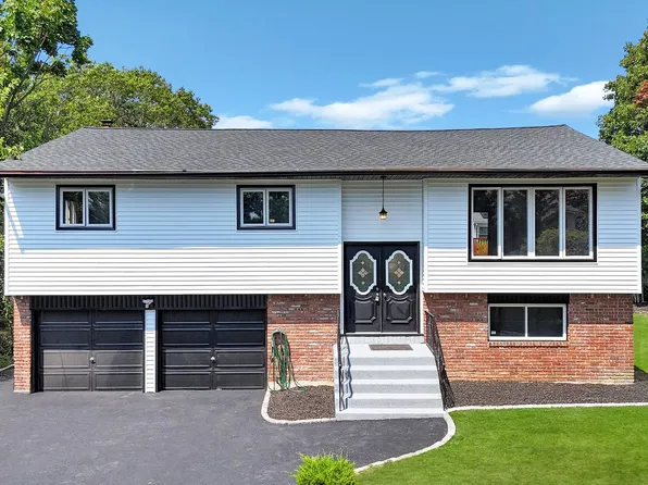 1503 Hemlock Avenue, East Meadow, NY 11554