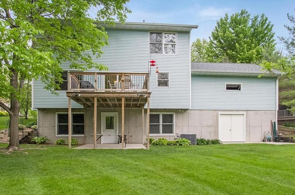 2nd image of 605 Chelsea Ct