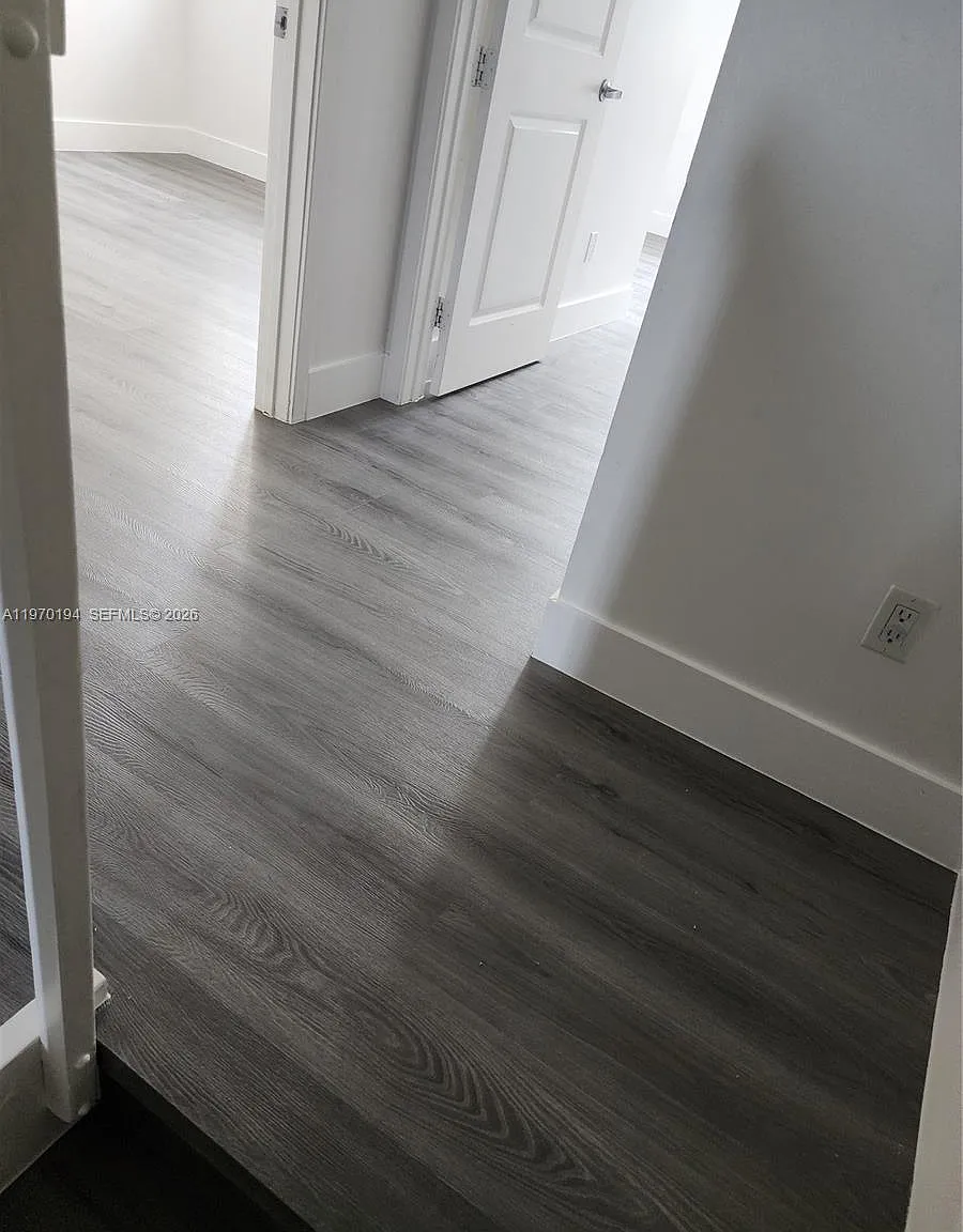 Calabria Ii Condo — Photo 3
