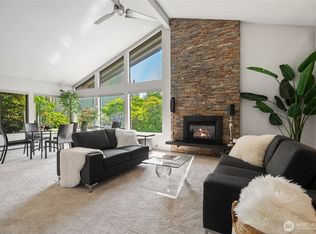 423 99th Ave NE APT 6, Bellevue, WA