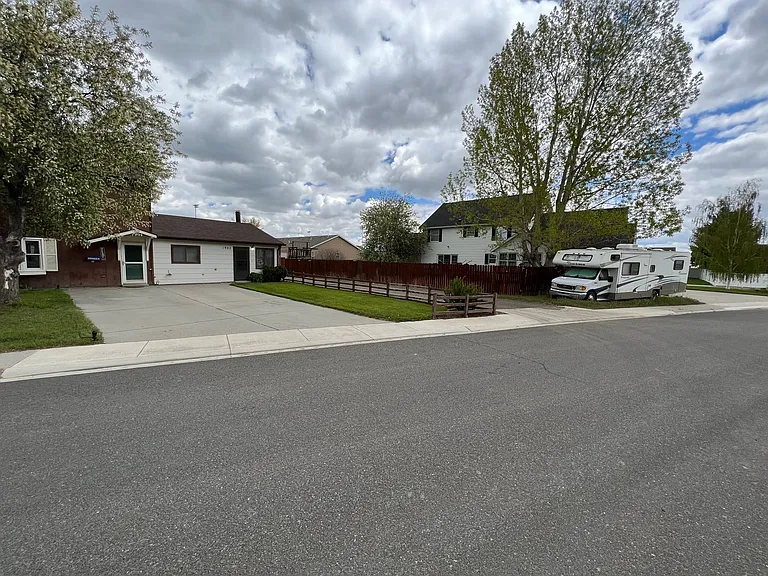 1902 Prairie Rd — Photo 39