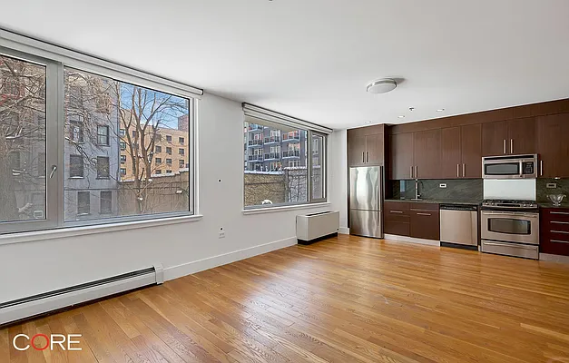 Rented by CORE | media 8