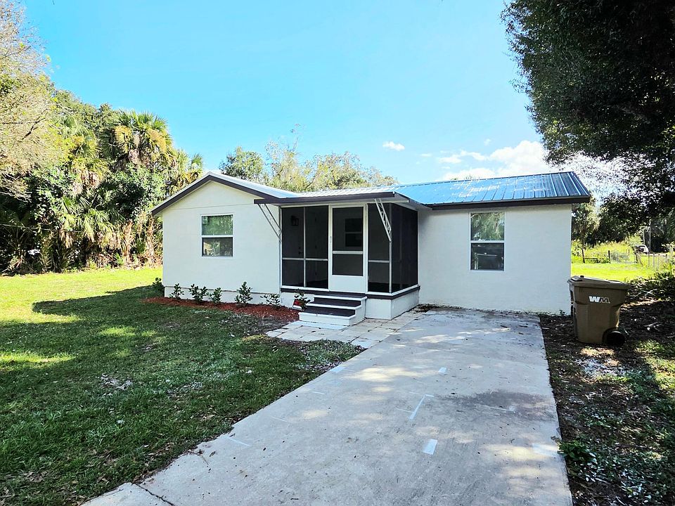 1st image of 1115 SW 10TH Street