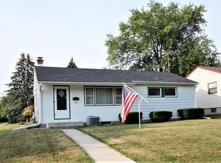 131 E Monroe St, Port Washington, WI 53074