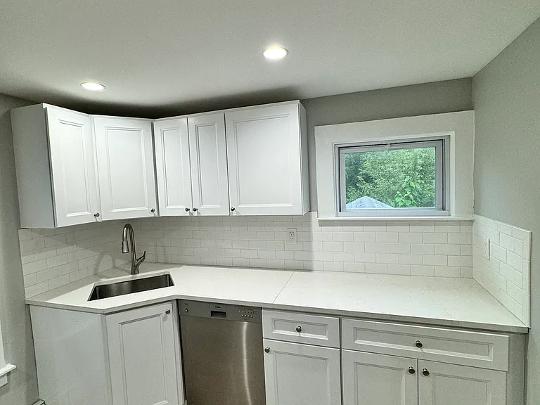 184 Forest St #2 — Photo 13