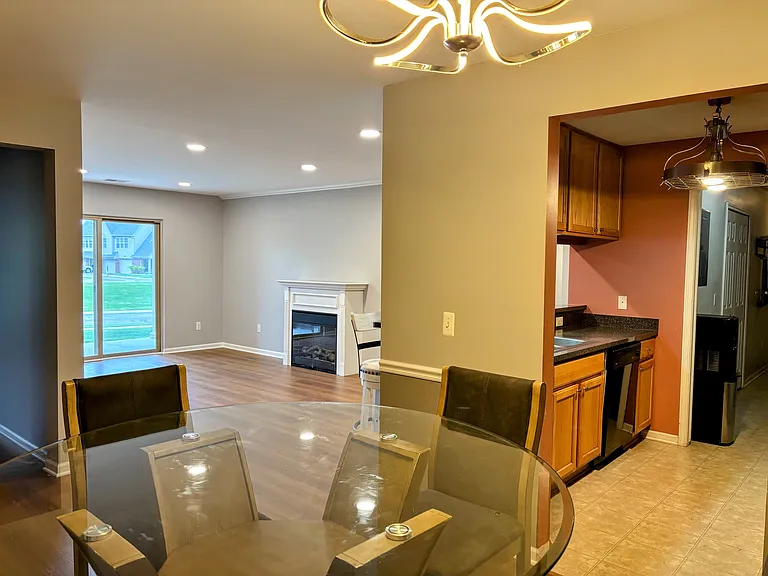 703 Addington Ln — Photo 18
