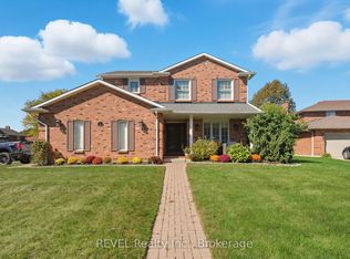 1 Spartan Ct, Saint Catharines, ON L2N 7M5