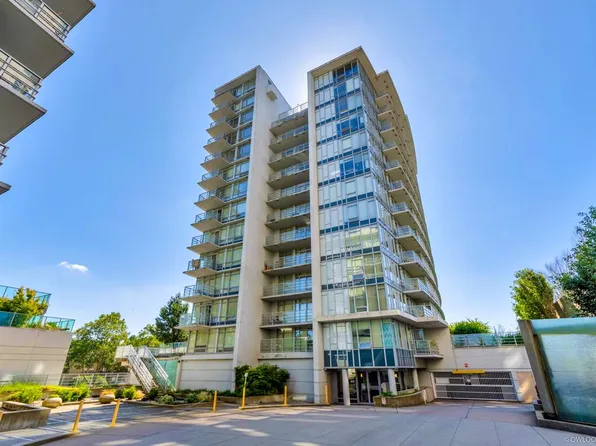 8288 Lansdowne Rd #1201, Richmond, BC V6X 0B3