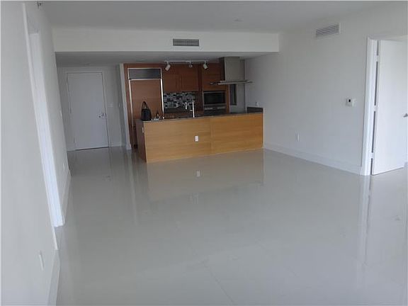 4th image of 495 Brickell Ave #Bay922