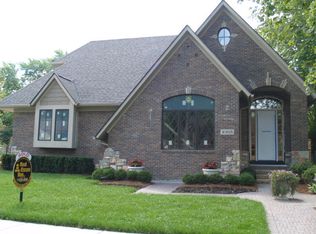10815 Elgin Ave, Huntington Woods, MI