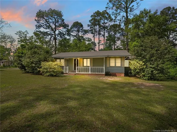 1110 High School Dr, Deridder, LA 70634