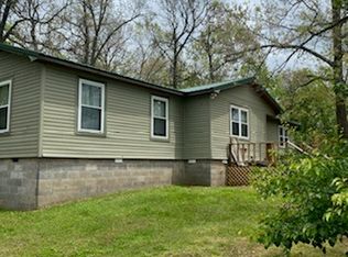 301 Madison St #1456, Huntsville, AR 72740