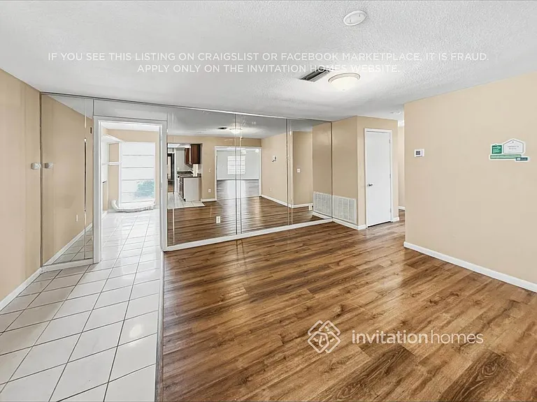 11577 Pine St — Photo 8